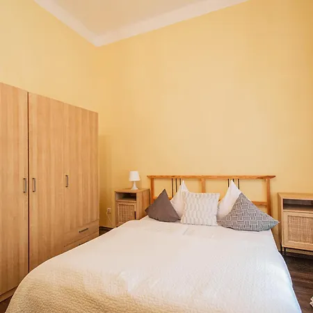 Spacious Oasis In Prague'S Heart Exterior photo