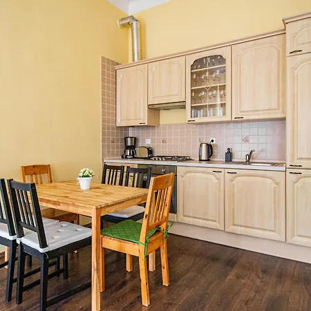 Spacious Oasis In Prague'S Heart Exterior photo