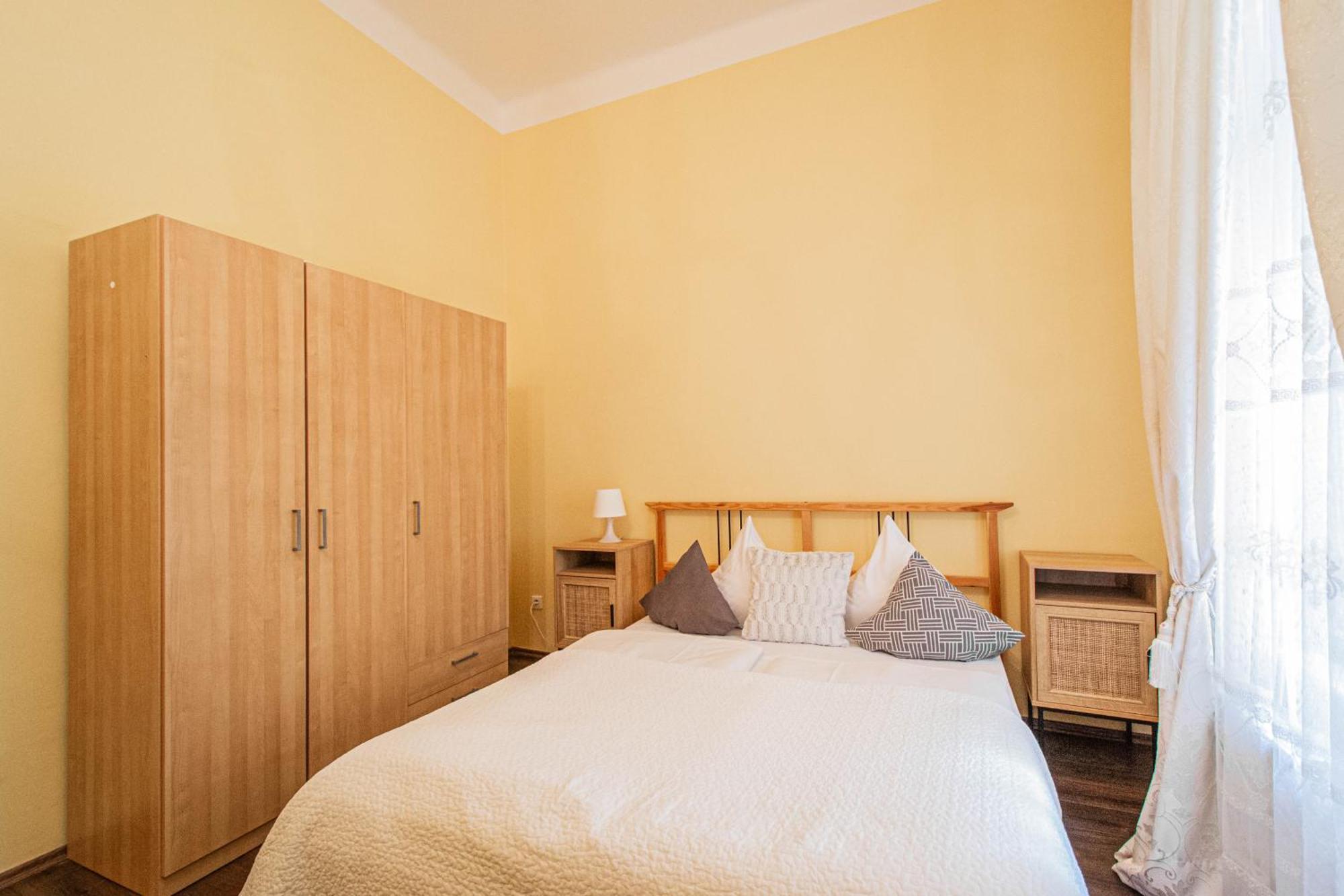 Spacious Oasis In Prague's Heart * Prag